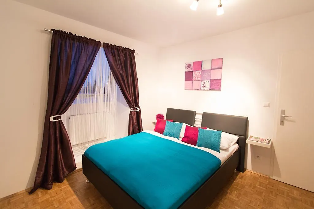 Apartment Liesing location